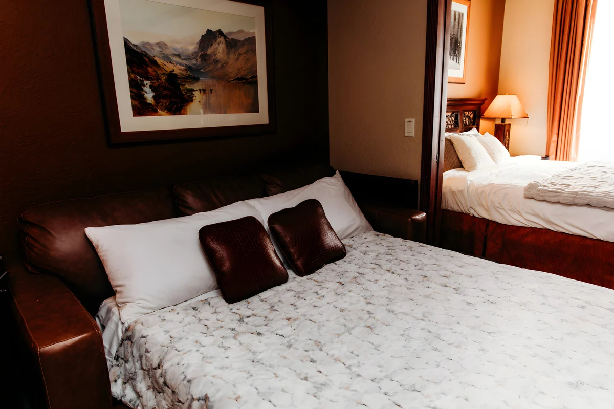 Bedroom 1 image 1