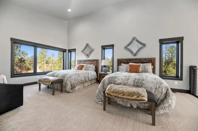 Huge Windows Modern Powderhouse Pass Home property photo 27