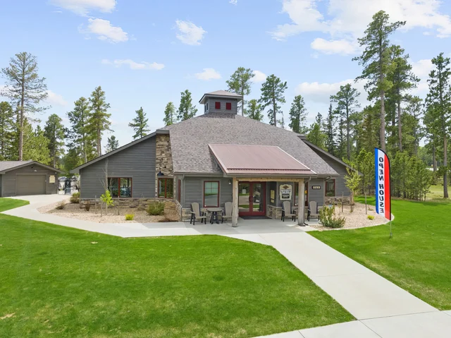 Huge Windows Modern Powderhouse Pass Home property photo 38