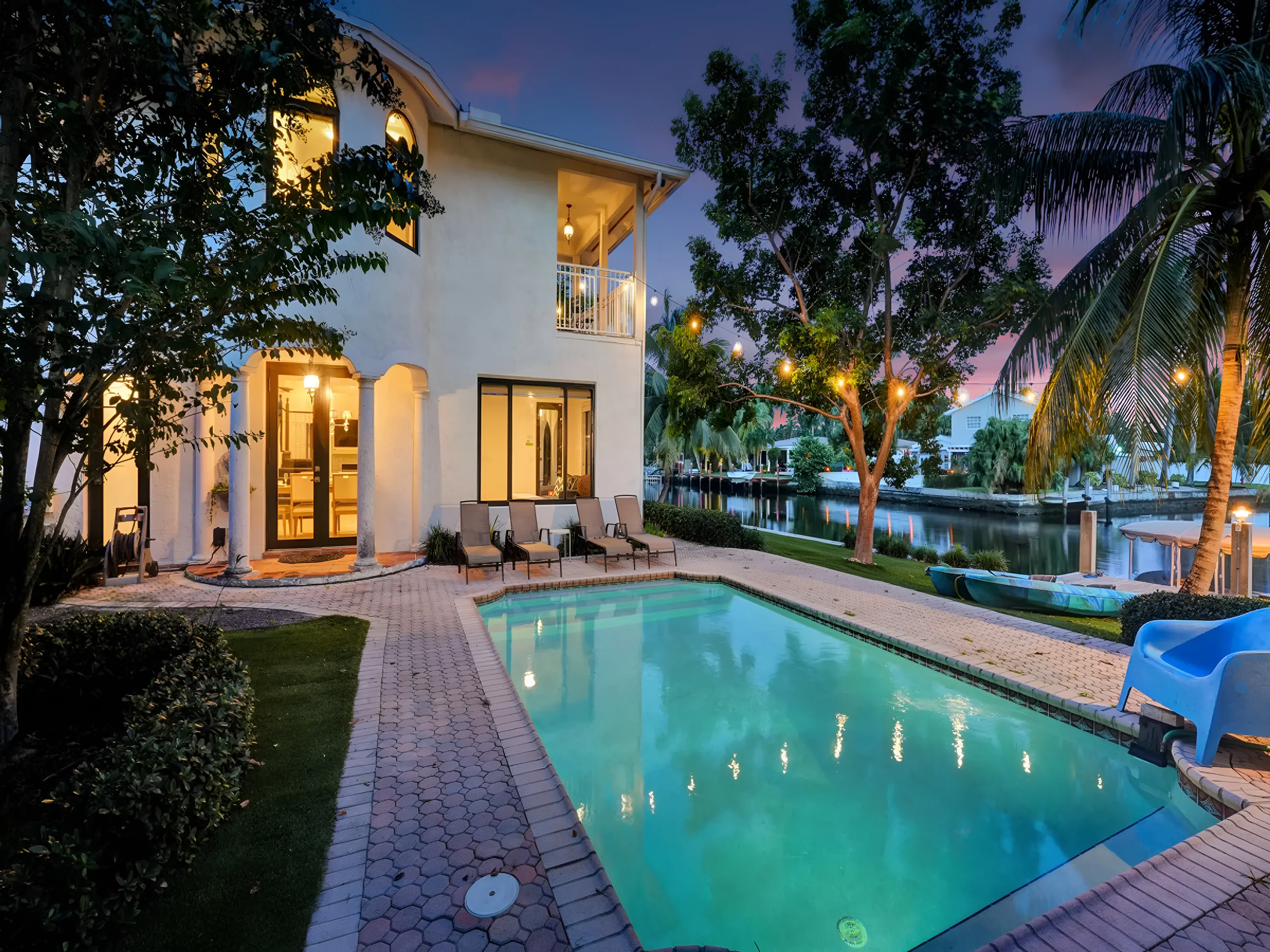 Wander Wilton Manors Shores #1