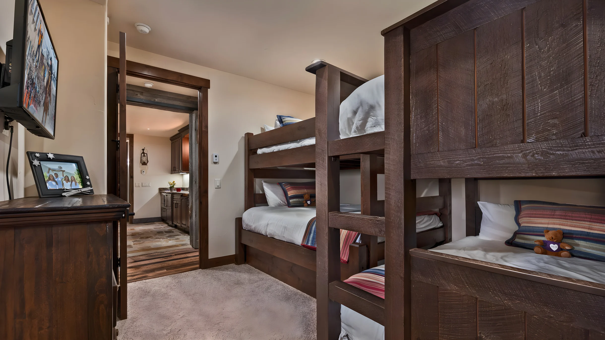 Appaloosa Mountain Lodge #34