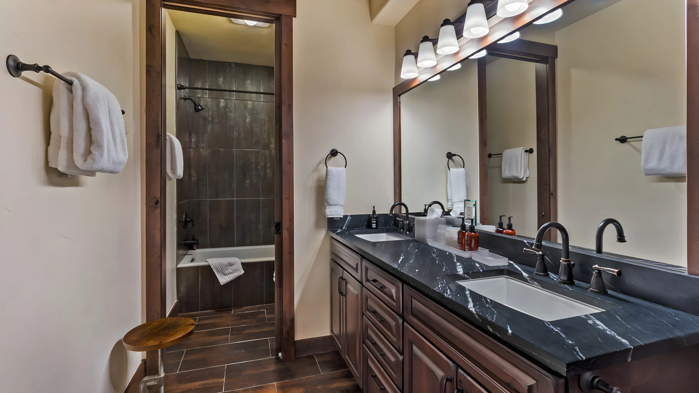Appaloosa Mountain Lodge #4