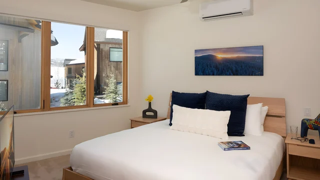 Bedroom 3 image 1