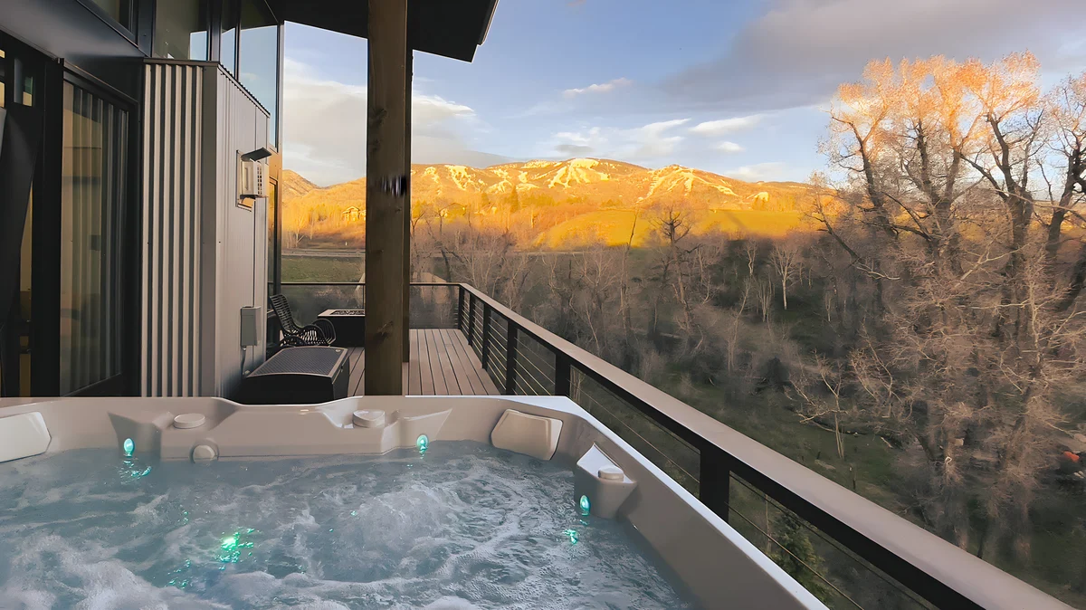 Wander Steamboat Hilltop