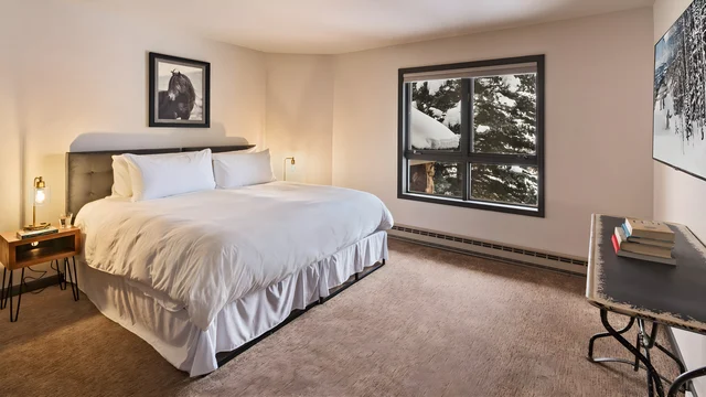 Bedroom 1 image 1