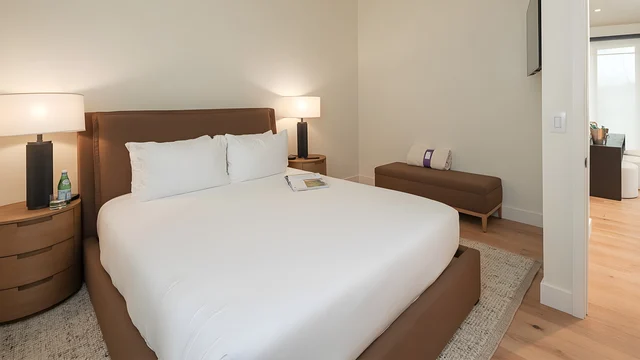 Bedroom 3 image 1