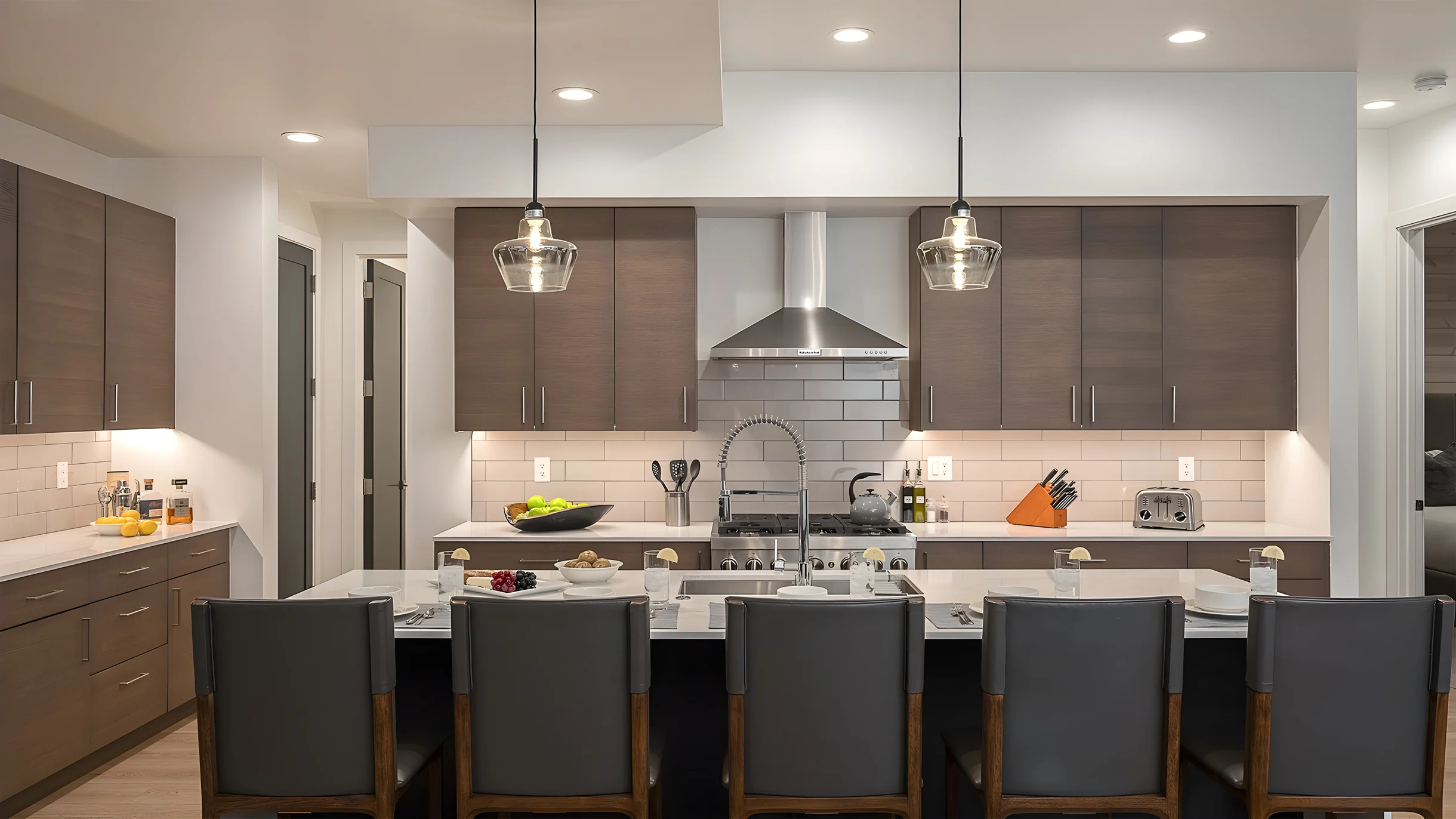 Wander Steamboat Principal