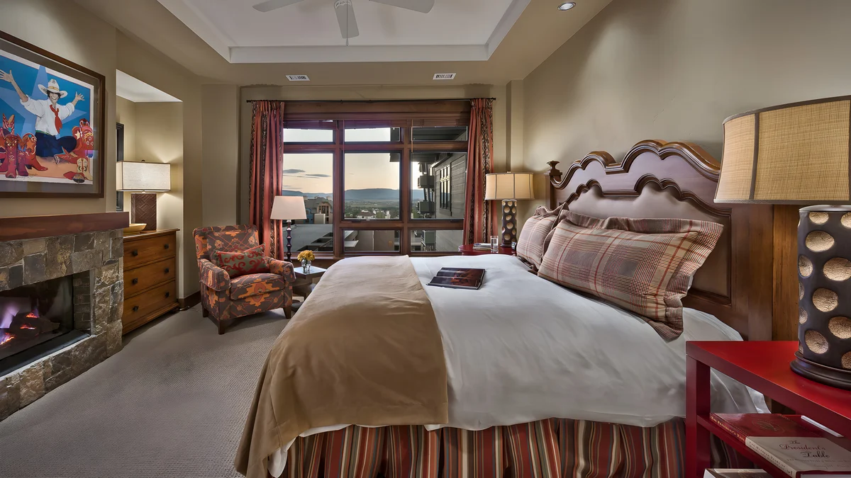 Bedroom 1 image 1