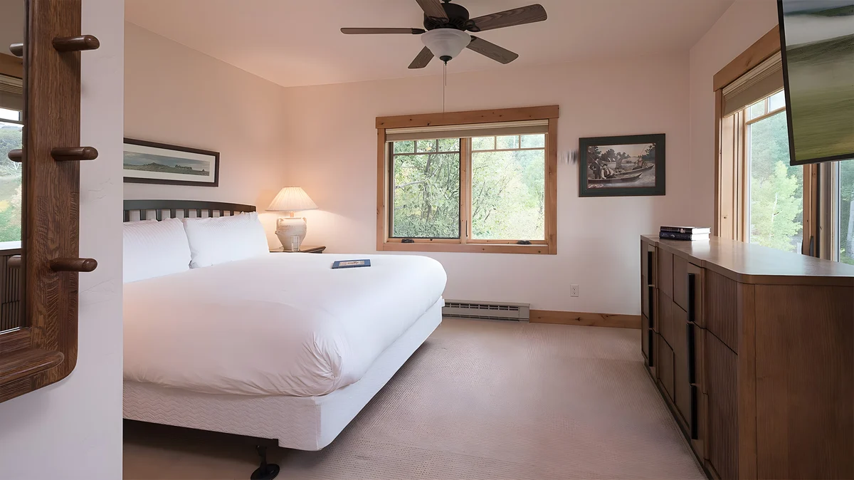 Bedroom 3 image 1