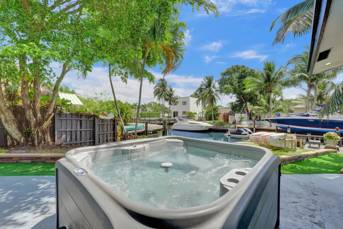 Wander Fort Lauderdale Waterfront