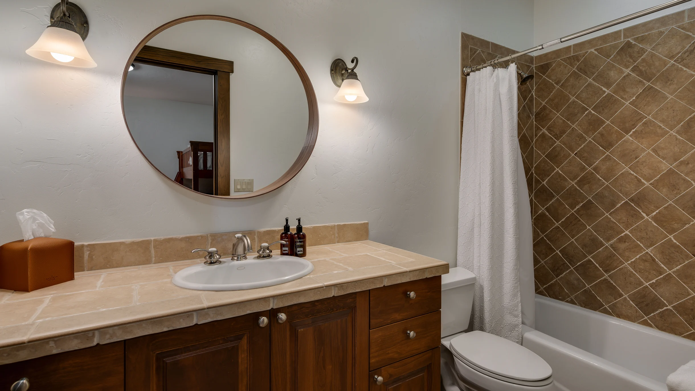 Switchback Lodge #27