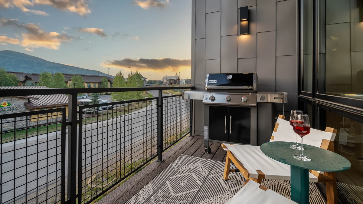 Wander Steamboat Borough