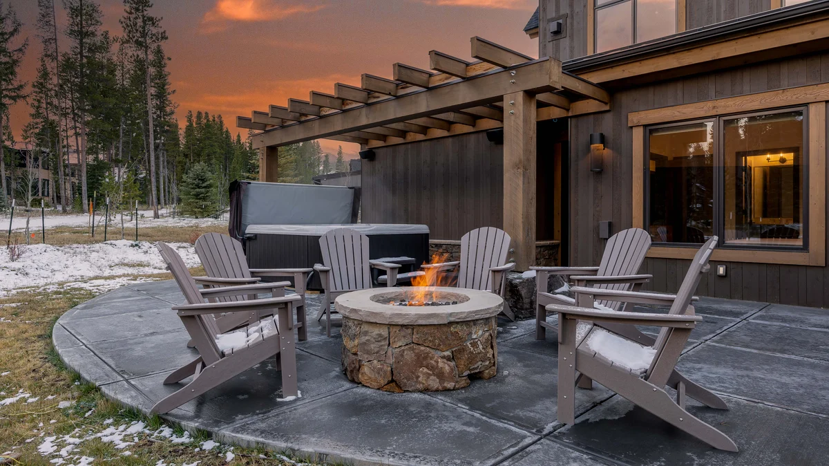 Patio image 1