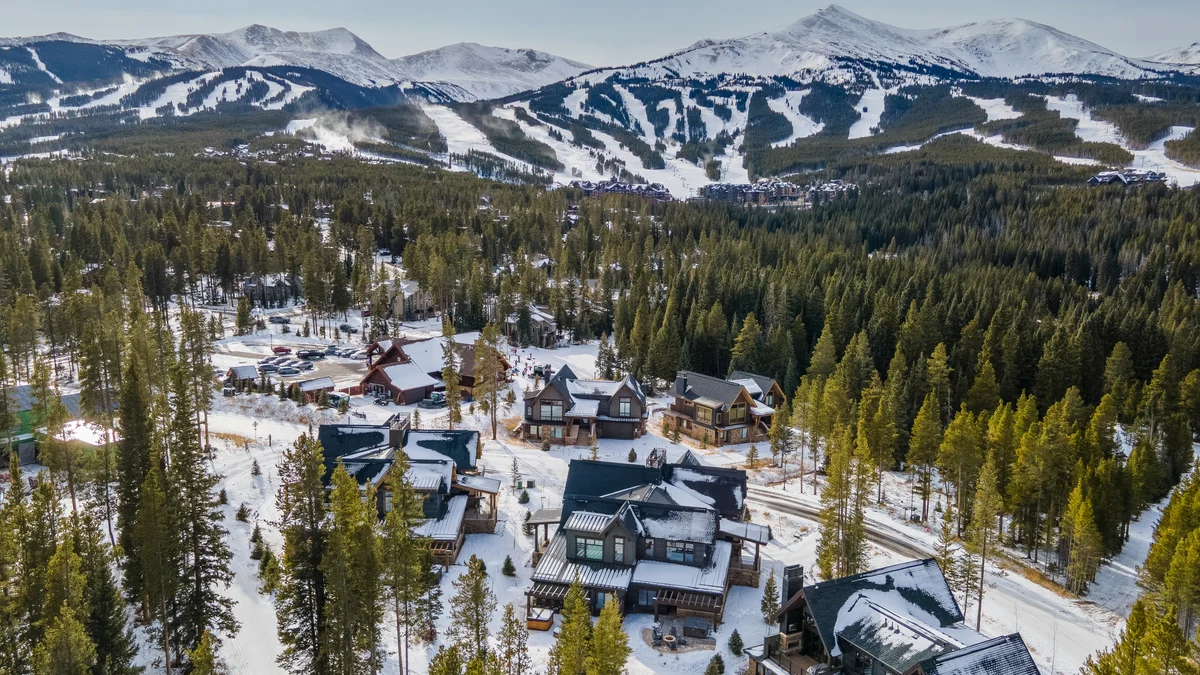 Wander Breckenridge Ataraxia