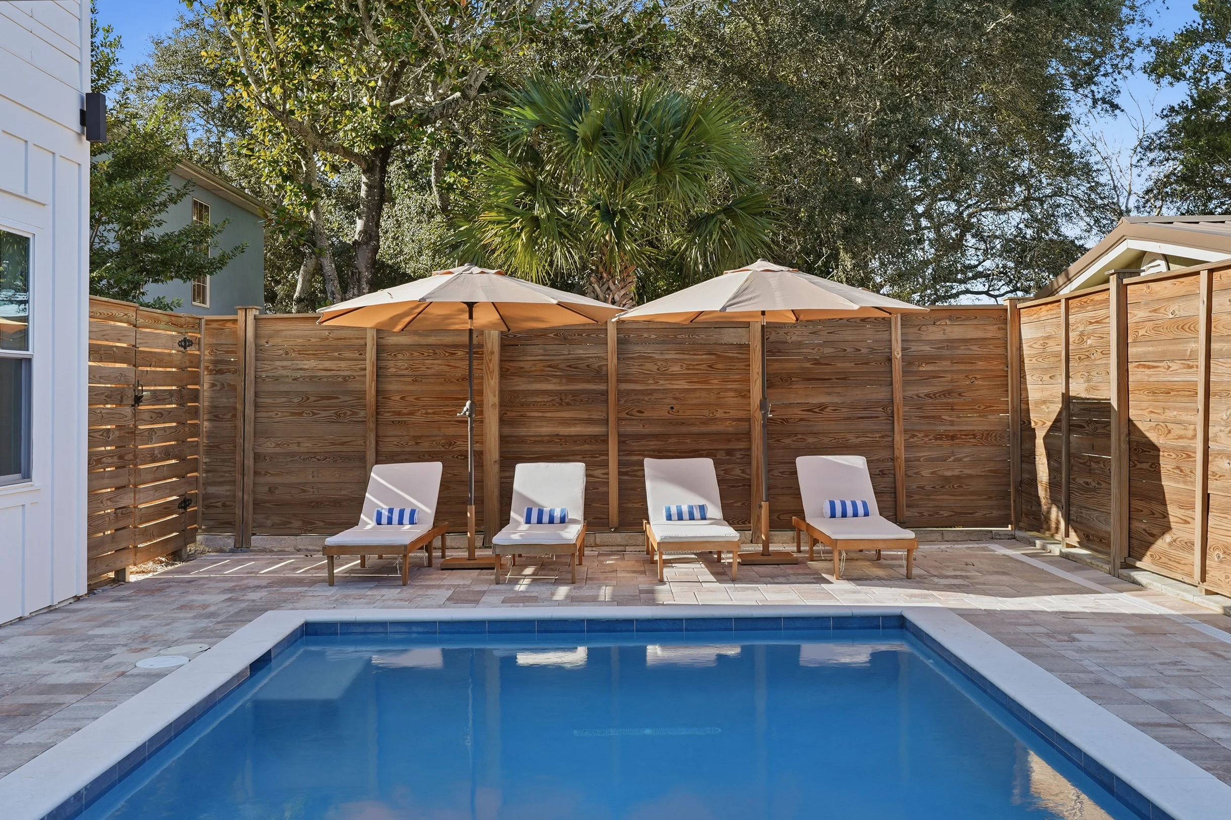 Wander Panama Shores #103