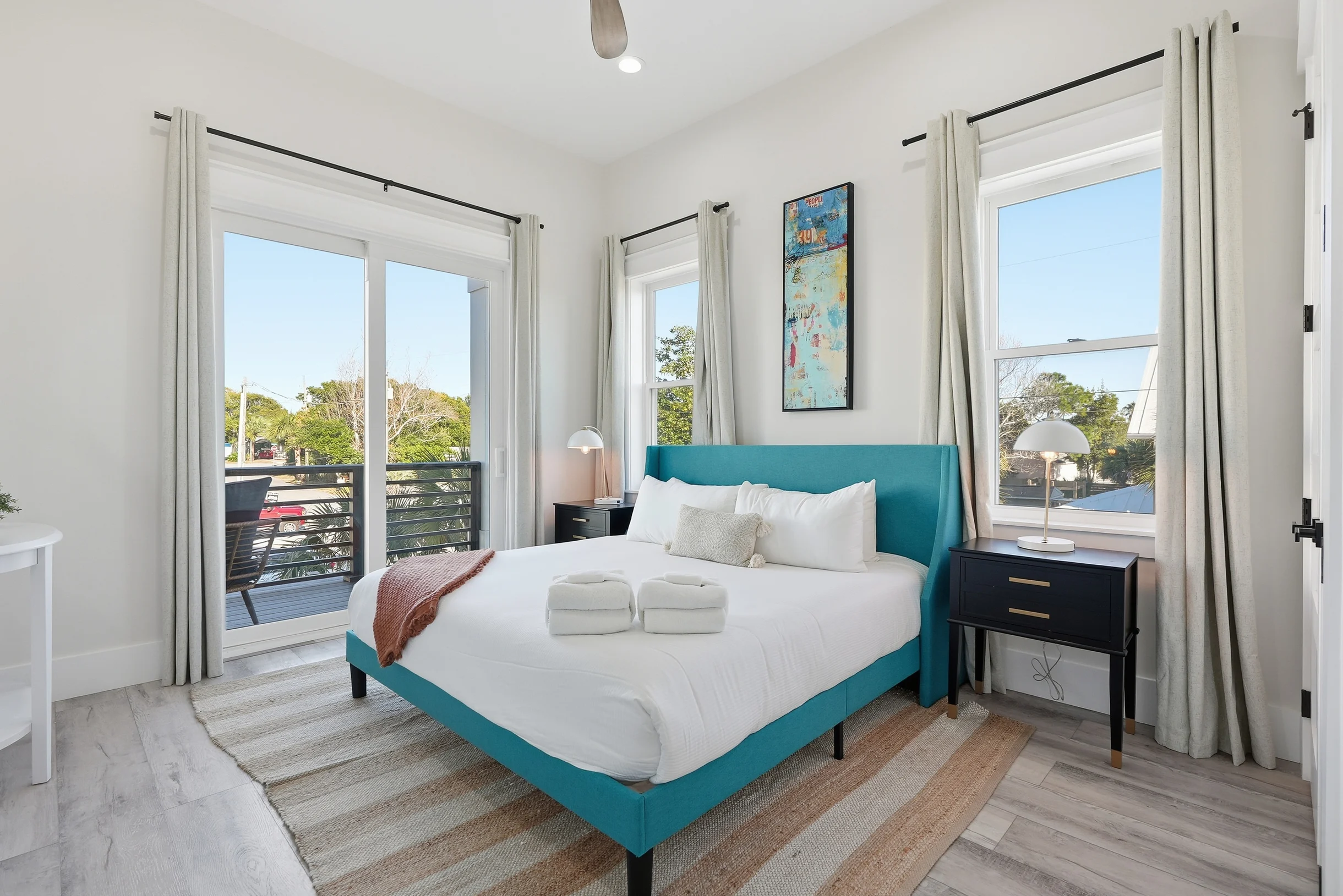 Wander Panama Shores