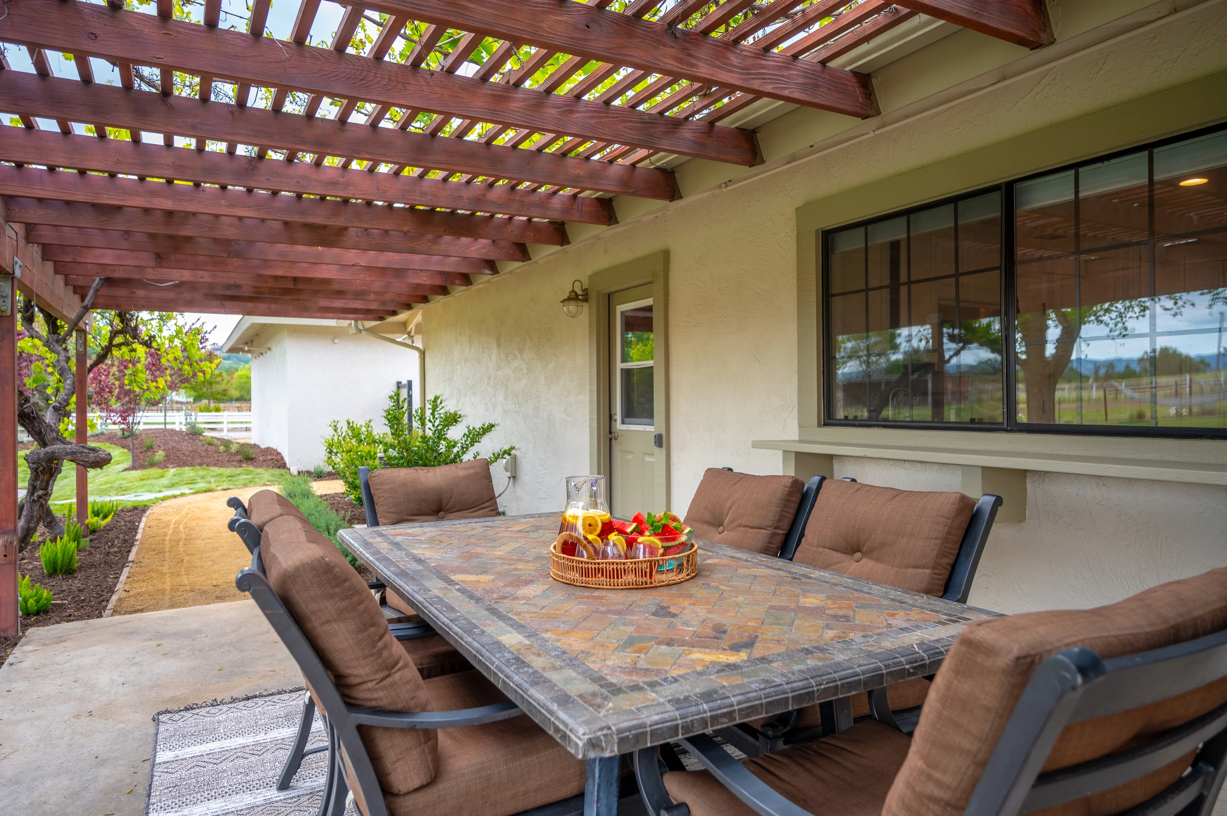 Home in Paso Robles, San Luis Obispo County property photo 3