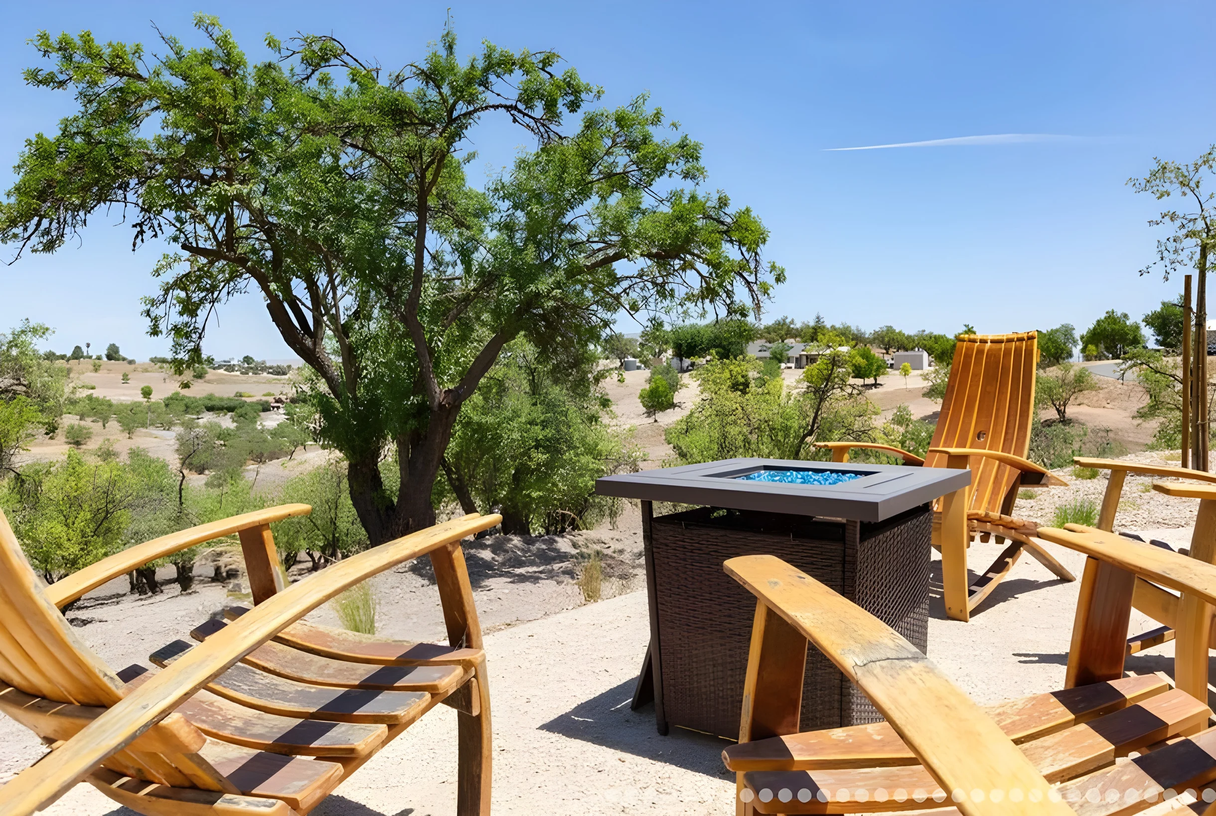 Casa Caballo: Vineyard views and close to downtown property photo 2