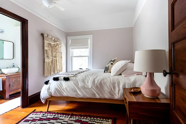 Bedroom 4 image 1