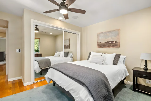 Bedroom 5 image 1