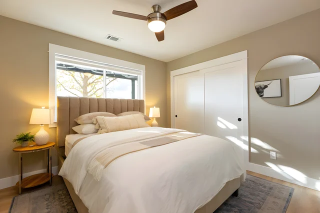 Bedroom 1 image 1