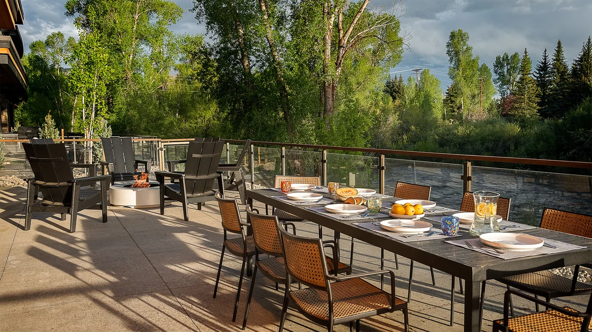 Wander Steamboat Riverlight #4