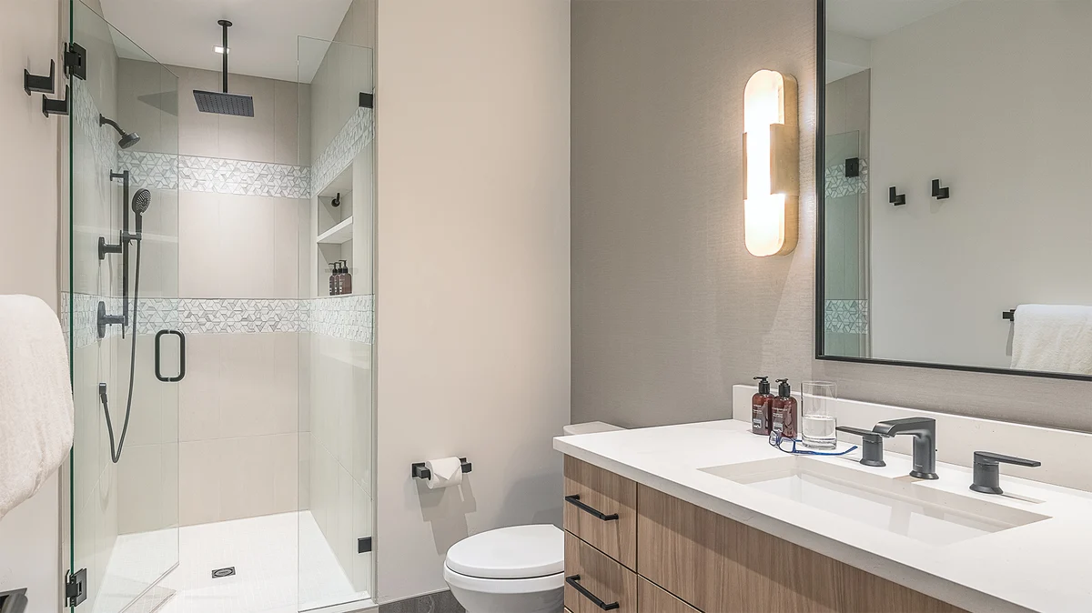 Wander Steamboat Riverlight