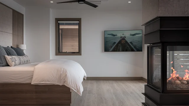 Bedroom 1 image 1