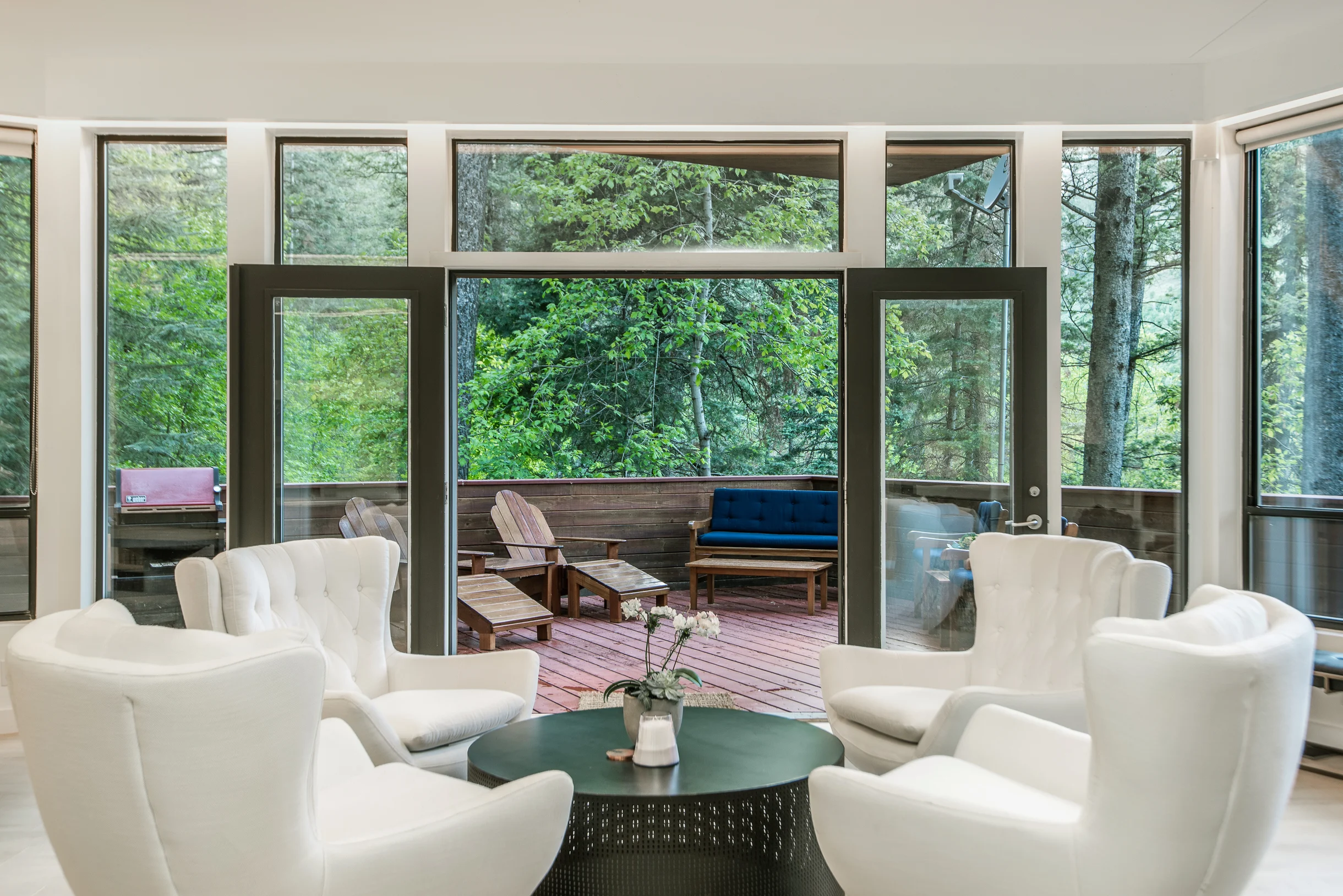 Modern Treehouse #34