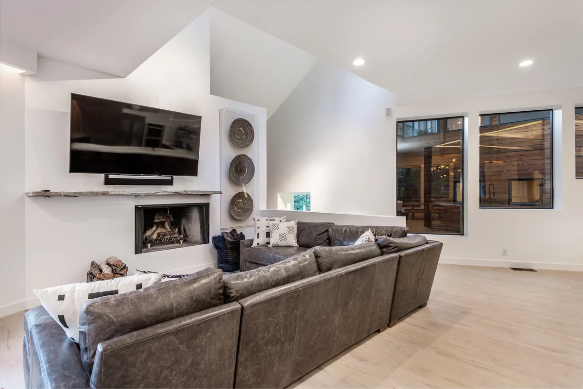 Wander Sundance Peaks