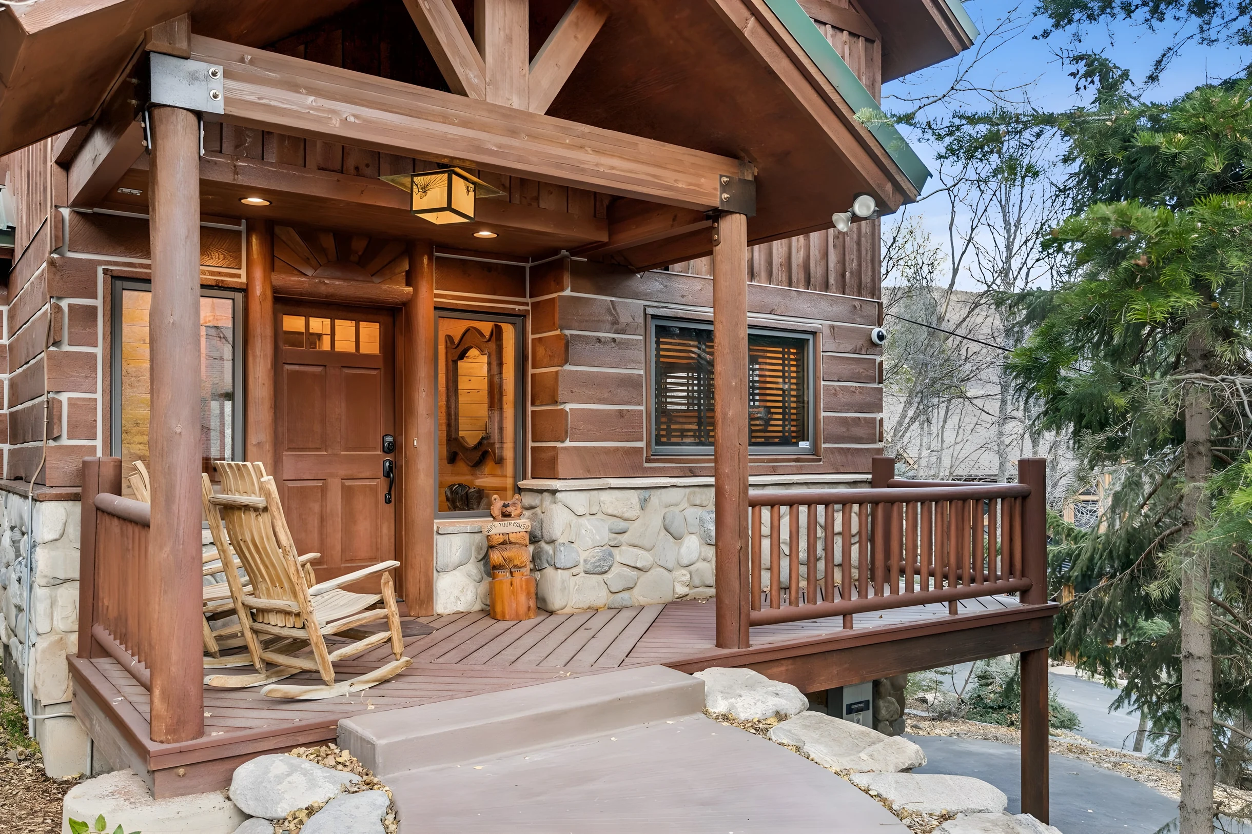 Escape Lodge #53