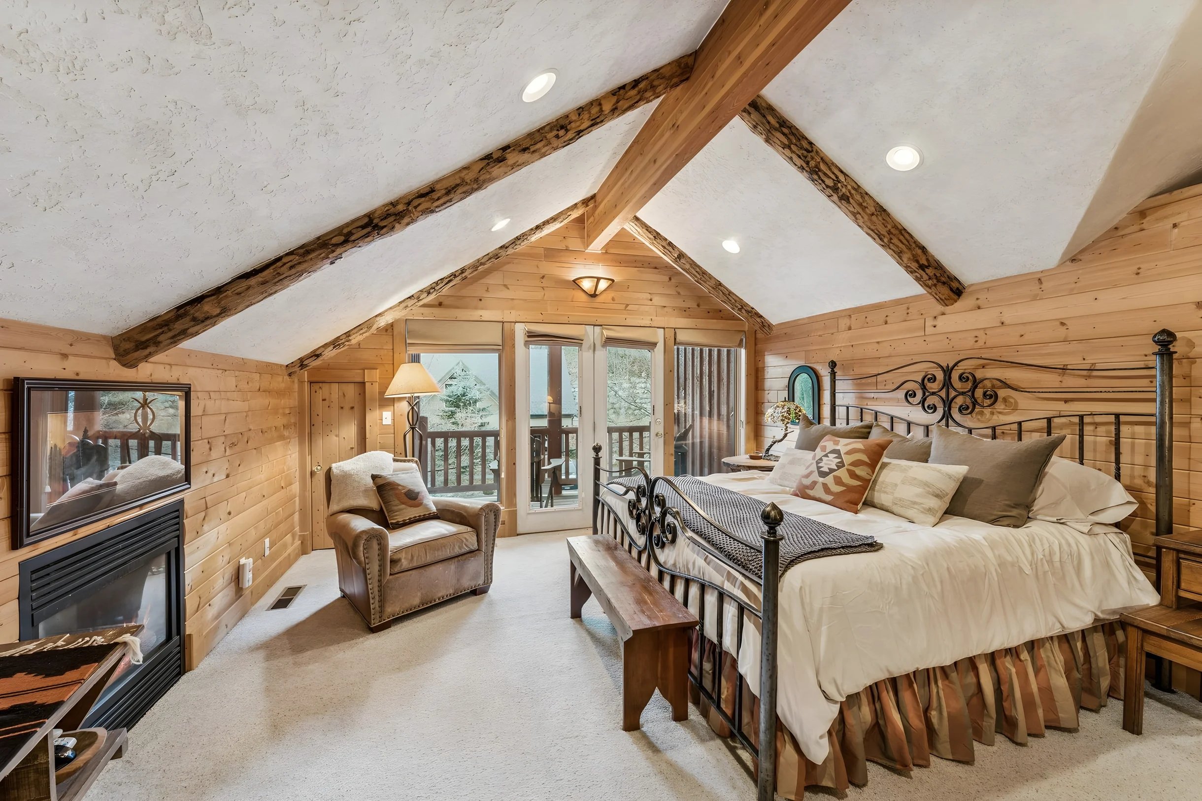 Escape Lodge #17