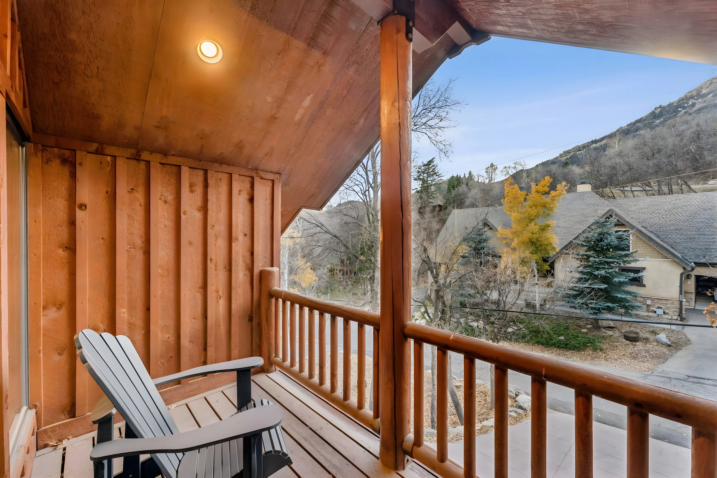 Escape Lodge #28