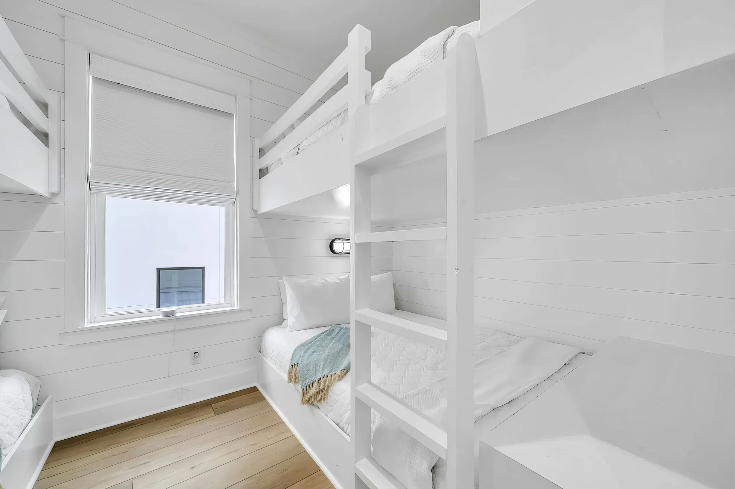 Wander Inlet Retreat #39