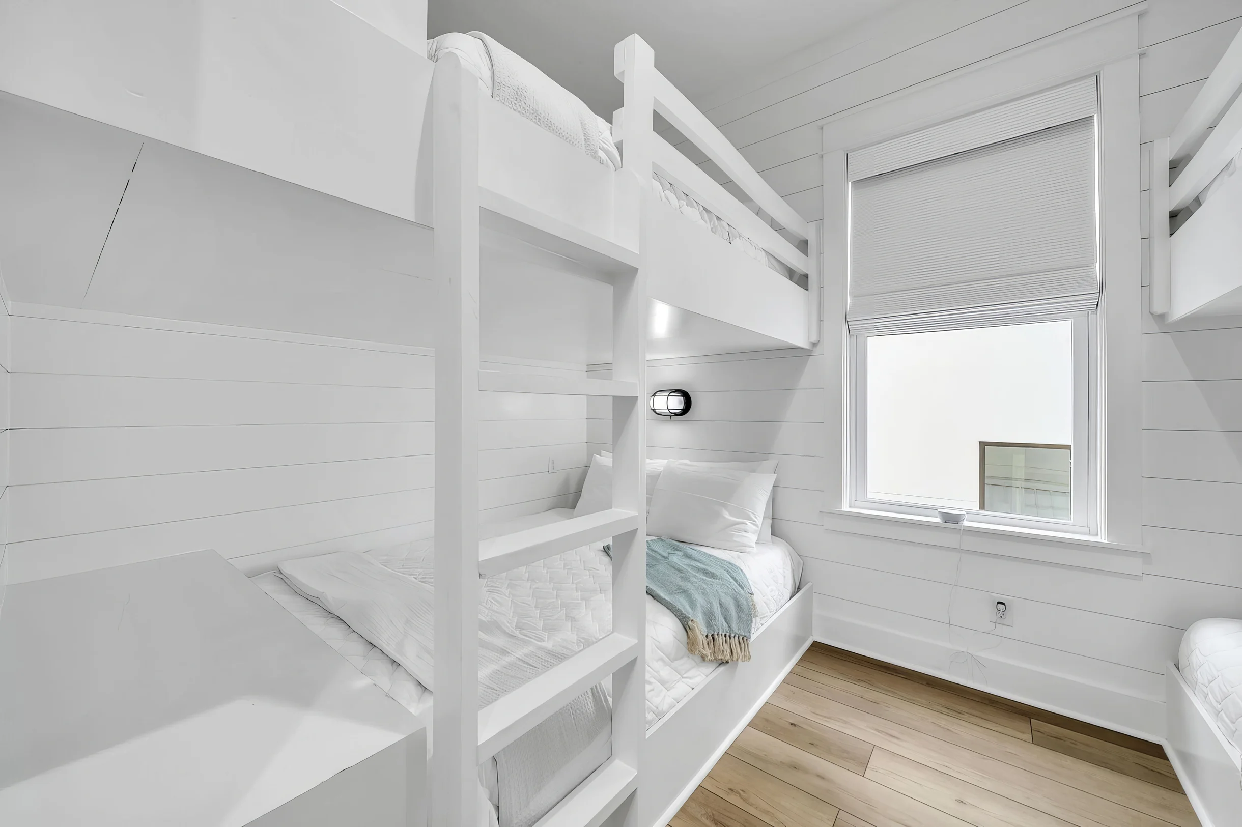 Wander Inlet Retreat #30