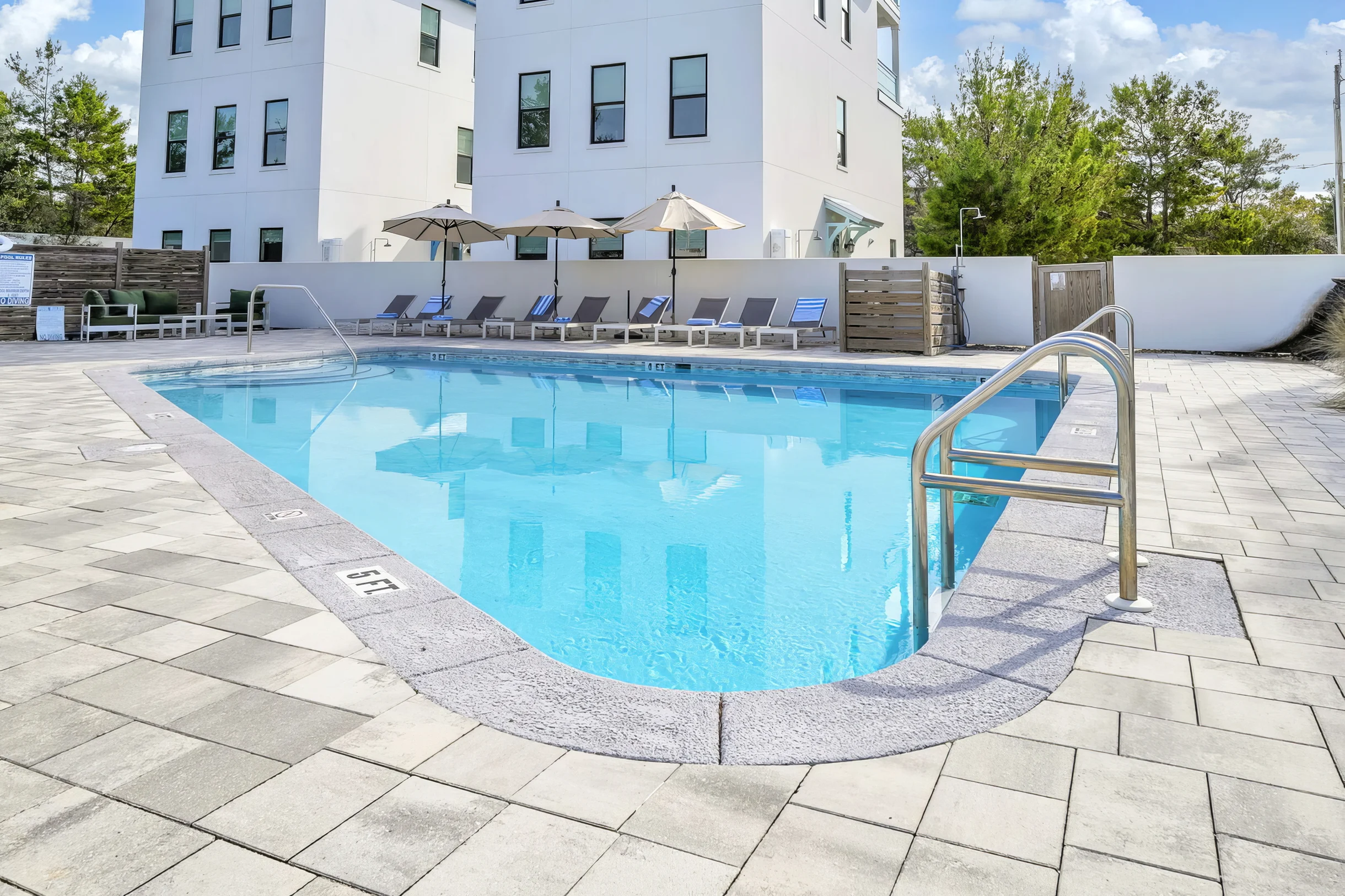 Wander Inlet Retreat #37