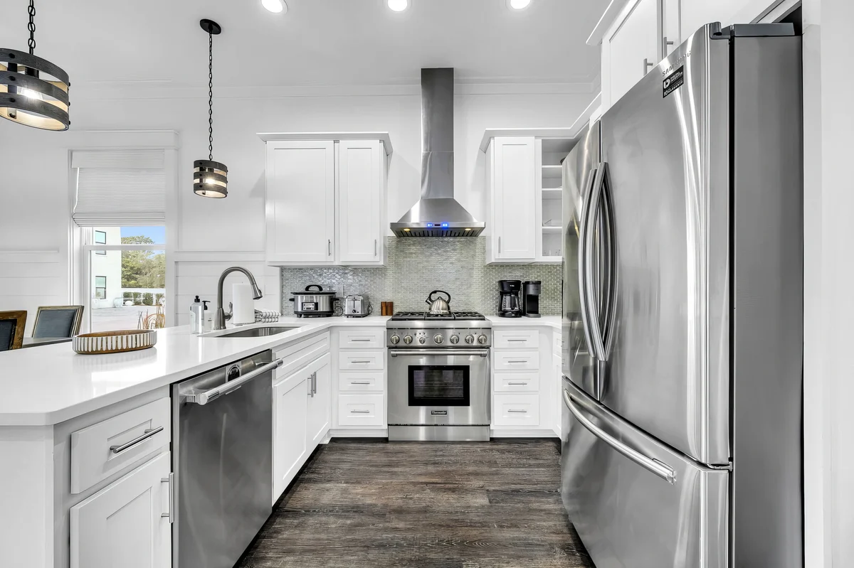 Wander Inlet Beach Grove