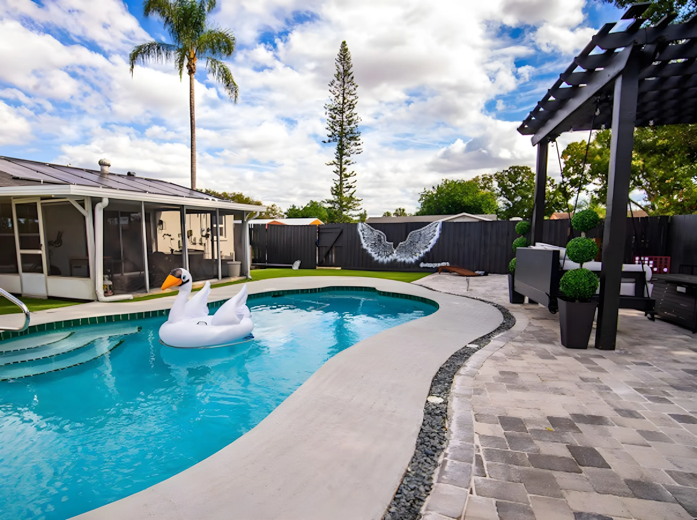 Home in Bradenton property photo 2