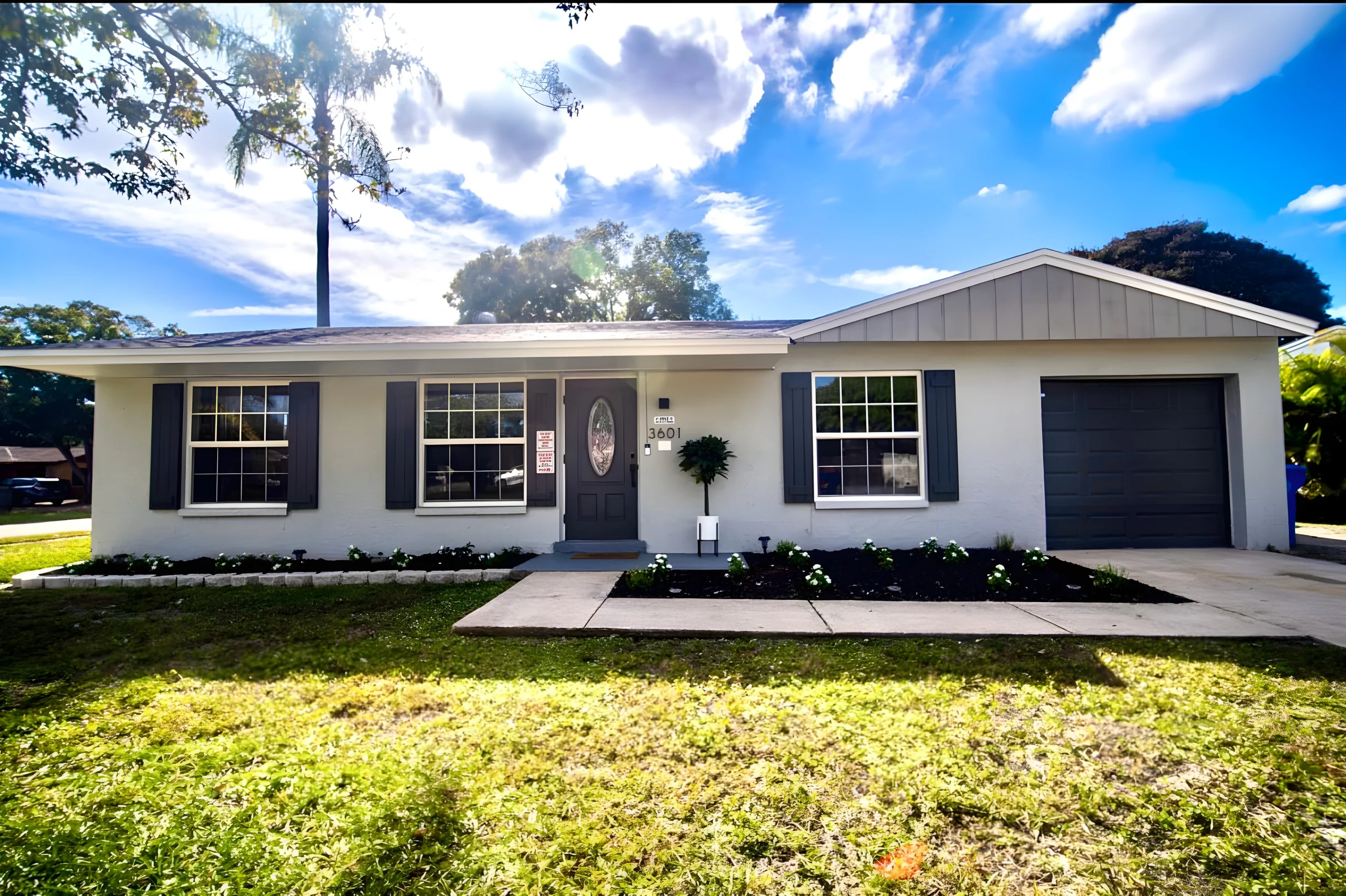 Home in Bradenton property photo 3