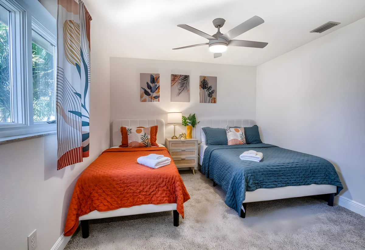 Bedroom 1 image 1