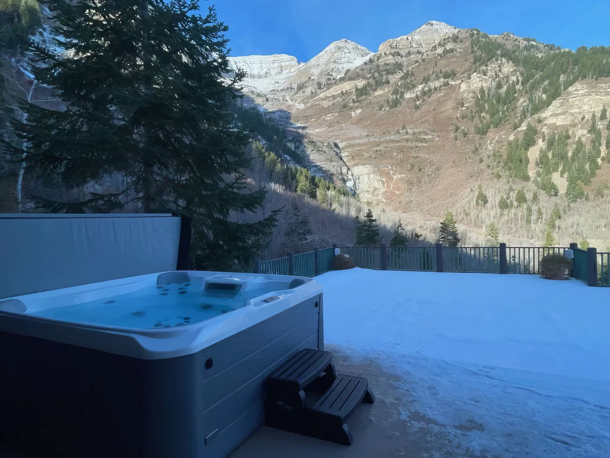 Wander Sundance Falls