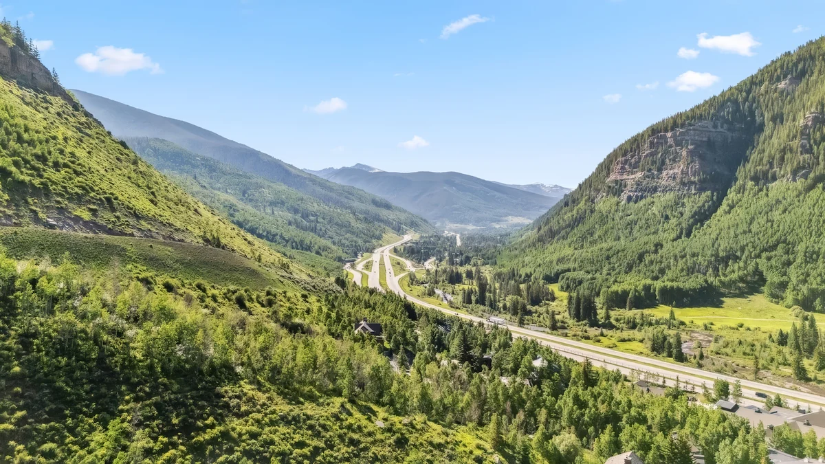 Wander Vail Vista #4