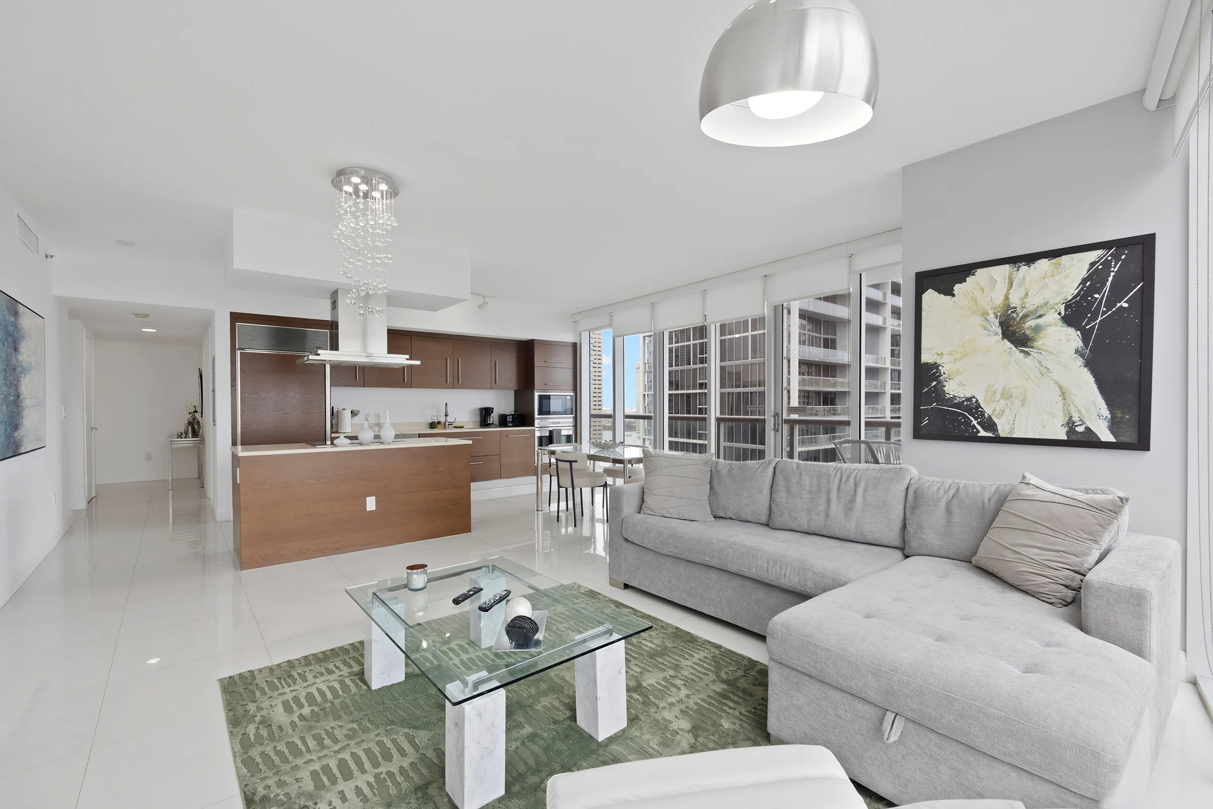 Wander Brickell Towers #5