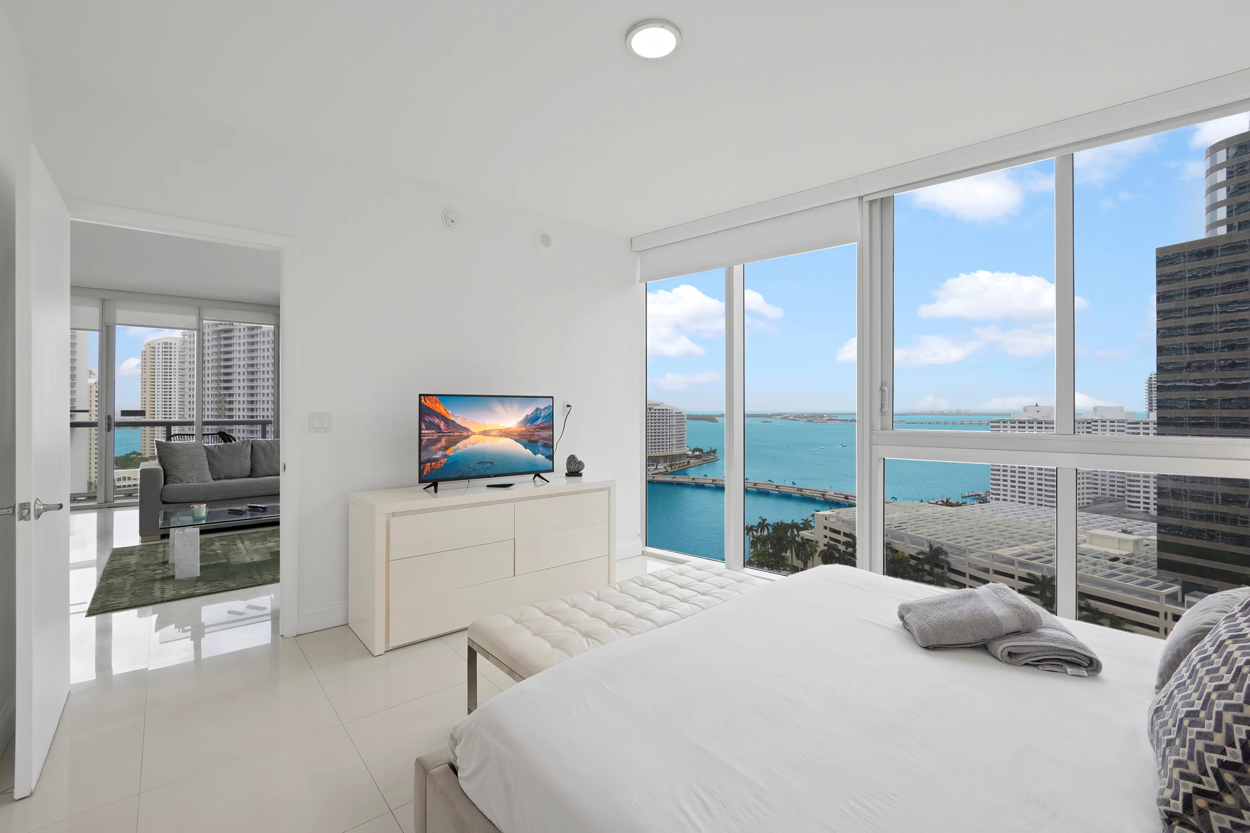 Wander Brickell Towers #22