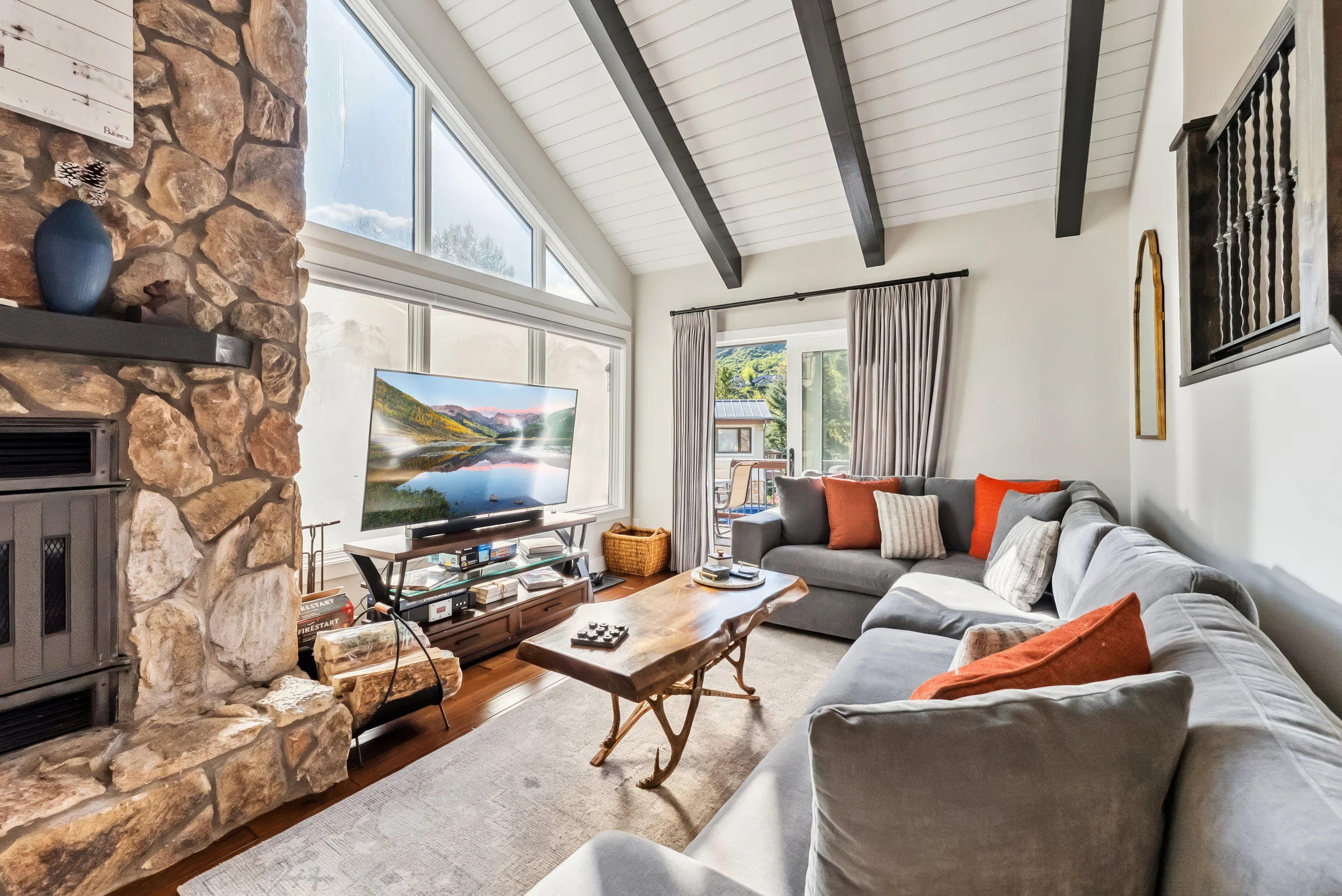 Matterhorn Haven | LUXE Vail Retreat w/ Hot Tub #50