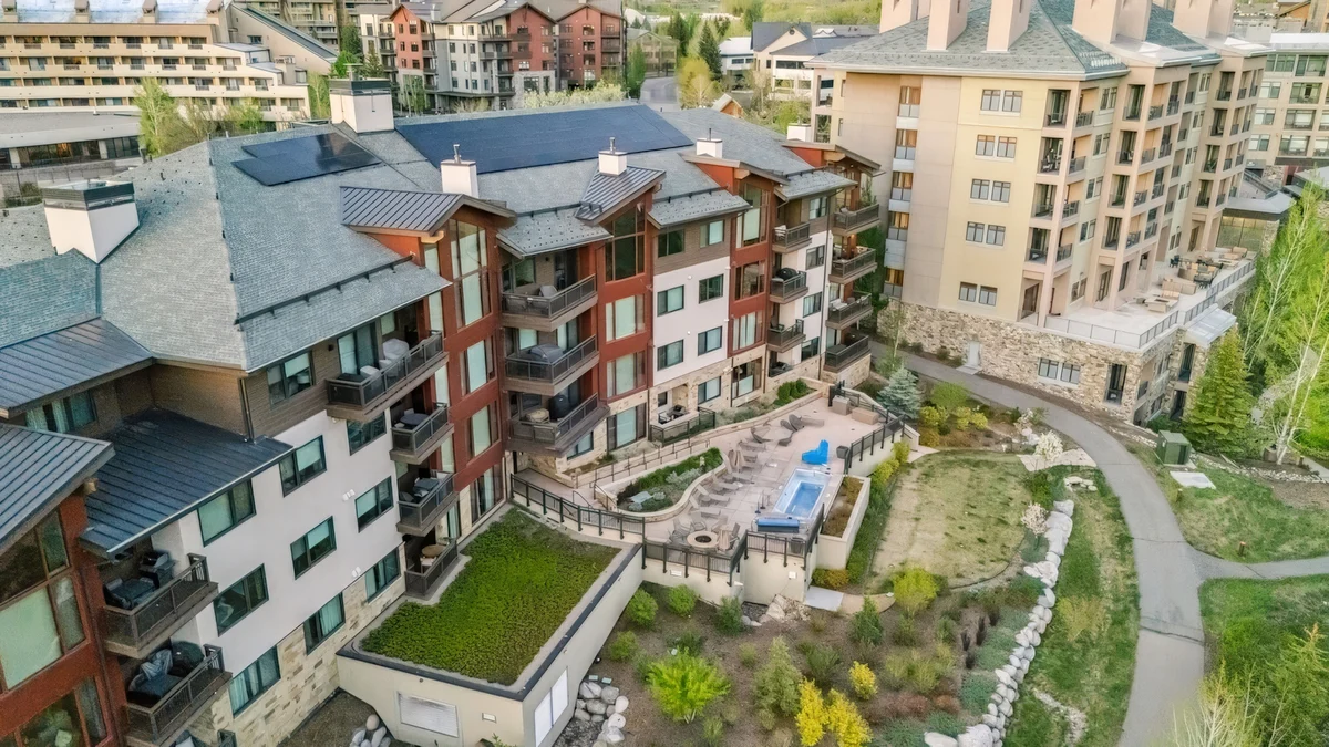 LUXE Riverfront Mountain Retreat | Walk to Gondola #51