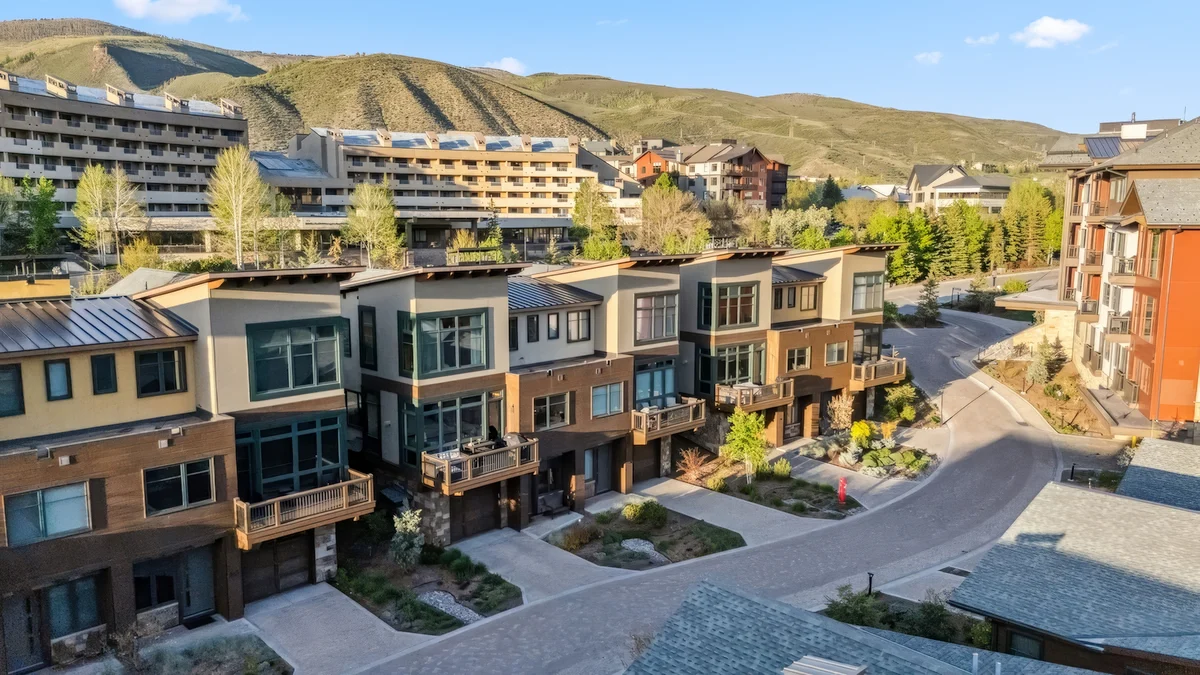 LUXE Riverfront Mountain Retreat | Walk to Gondola #48