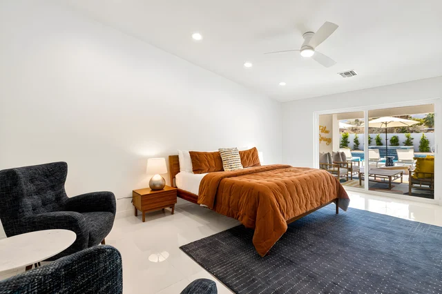 Bedroom 1 image 1