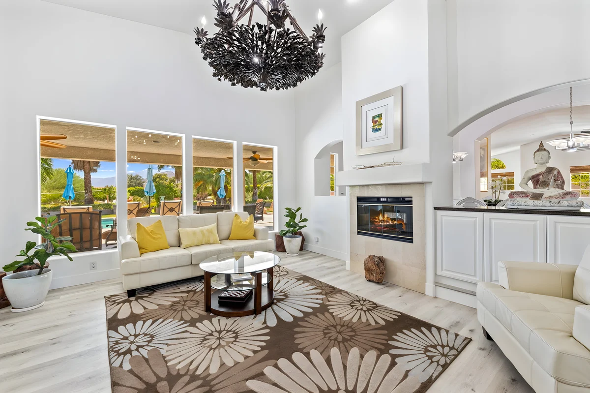 Wander Palm Desert Peaks