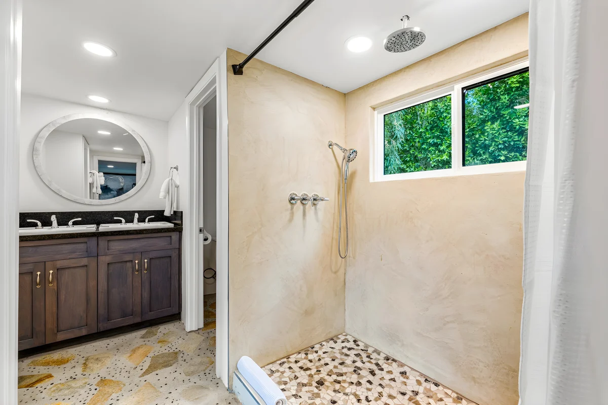 Wander Palm Desert Mirage